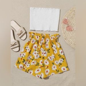 ROMWE Shirred Tube Top & Floral Shorts